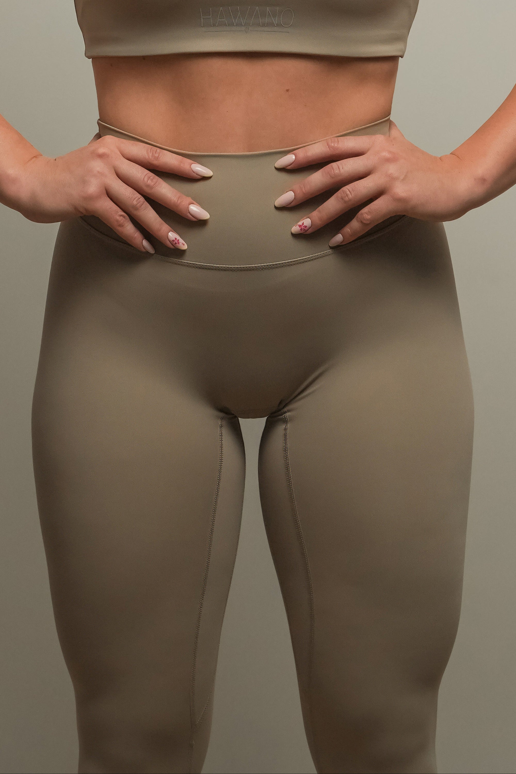 Axis Scrunch Butt Leggings
