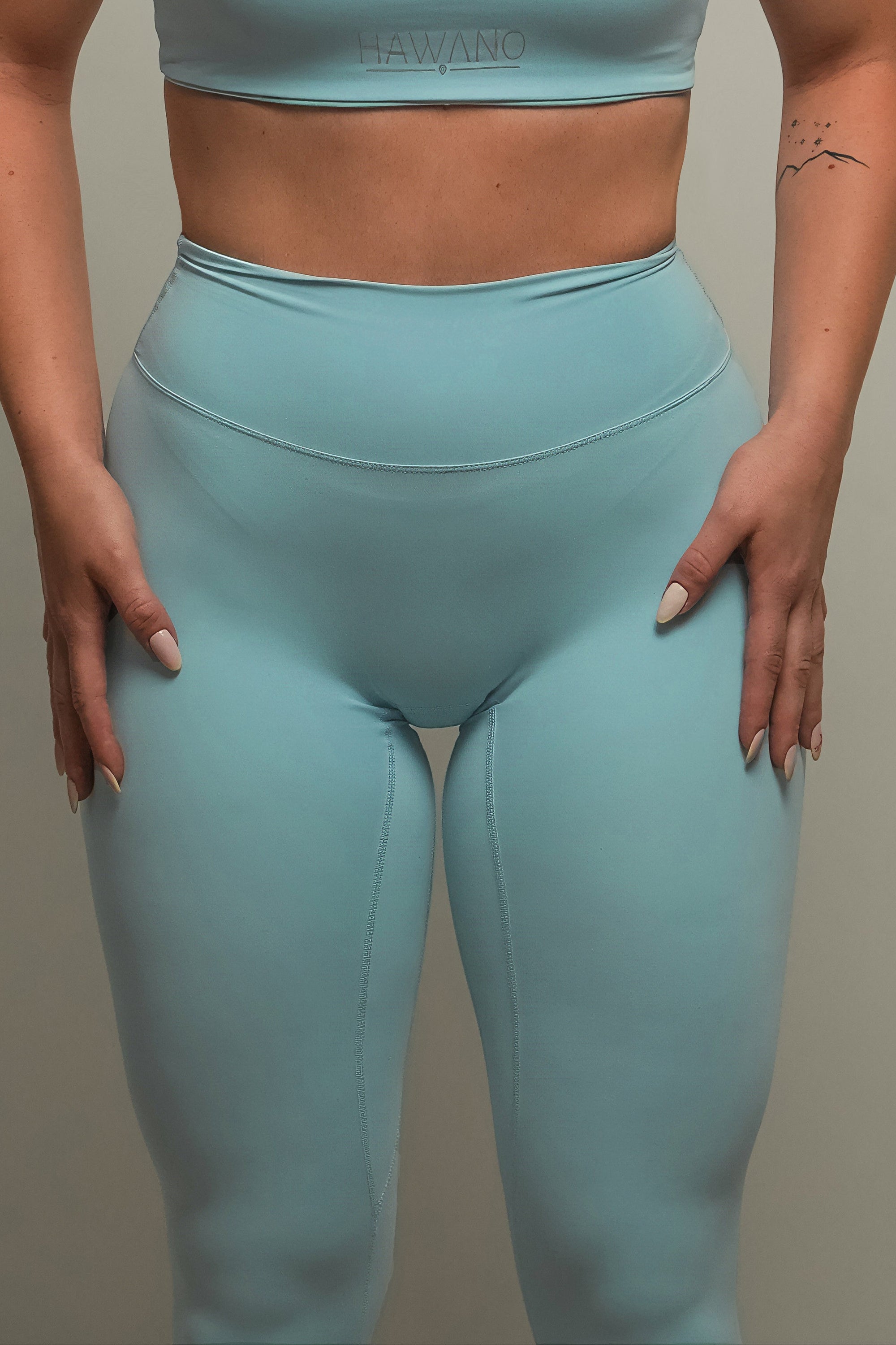 Axis Scrunch Butt Leggings